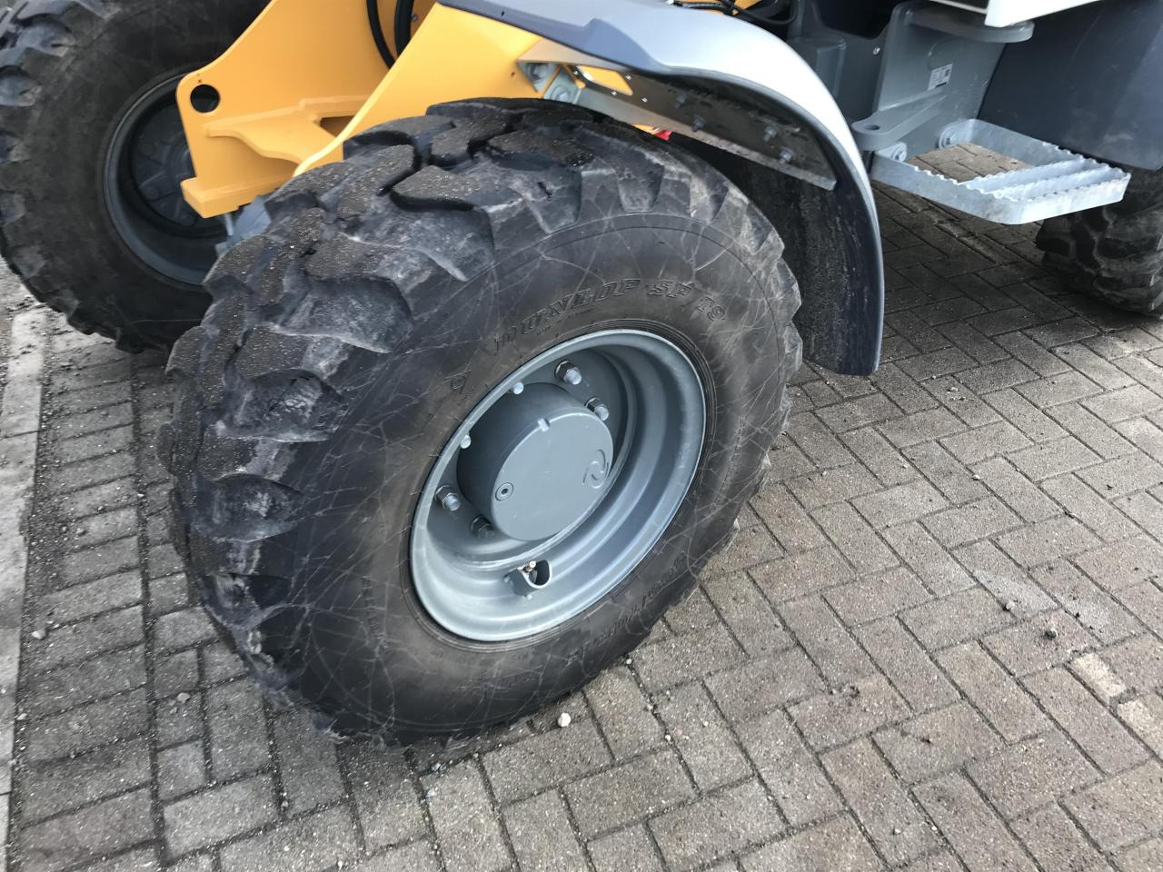 Liebherr 506 Compact - Chargeuse sur pneus: photos 5 Liebherr 506 Compact - Chargeuse sur pneus: photos 5