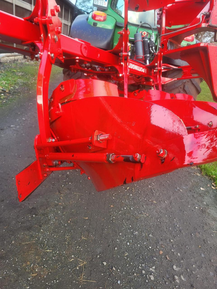 Pöttinger Servo 35S - Charrue: photos 4 Pöttinger Servo 35S - Charrue: photos 4