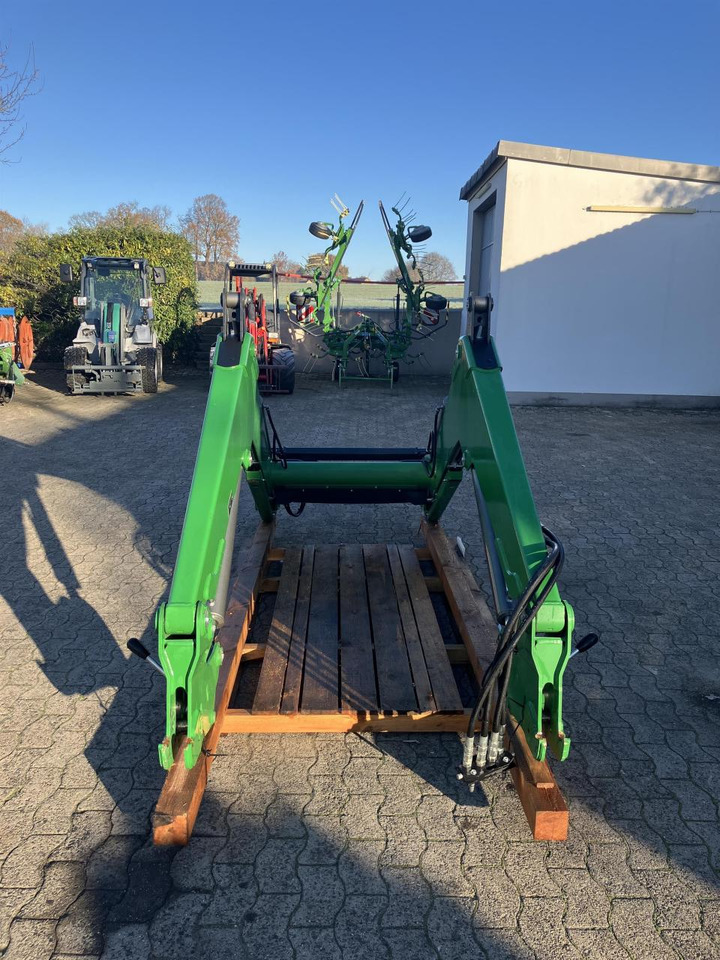 Stoll FZ 46-33.1 - Chargeur frontal pour tracteur: photos 5 Stoll FZ 46-33.1 - Chargeur frontal pour tracteur: photos 5