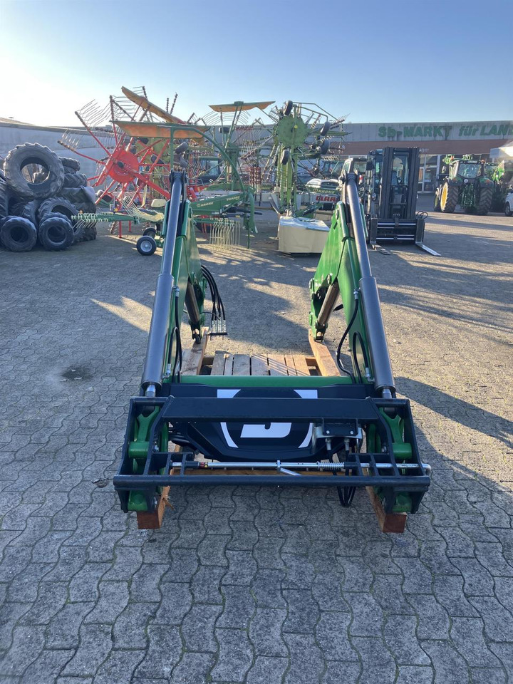 Stoll FZ 46-33.1 - Chargeur frontal pour tracteur: photos 3 Stoll FZ 46-33.1 - Chargeur frontal pour tracteur: photos 3