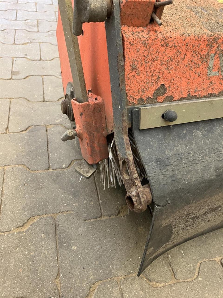 Tuchel Simplex 150 - Brosse: photos 5 Tuchel Simplex 150 - Brosse: photos 5