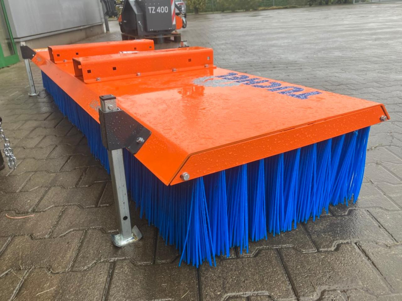 Tuchel Solo 250 - Brosse: photos 4 Tuchel Solo 250 - Brosse: photos 4