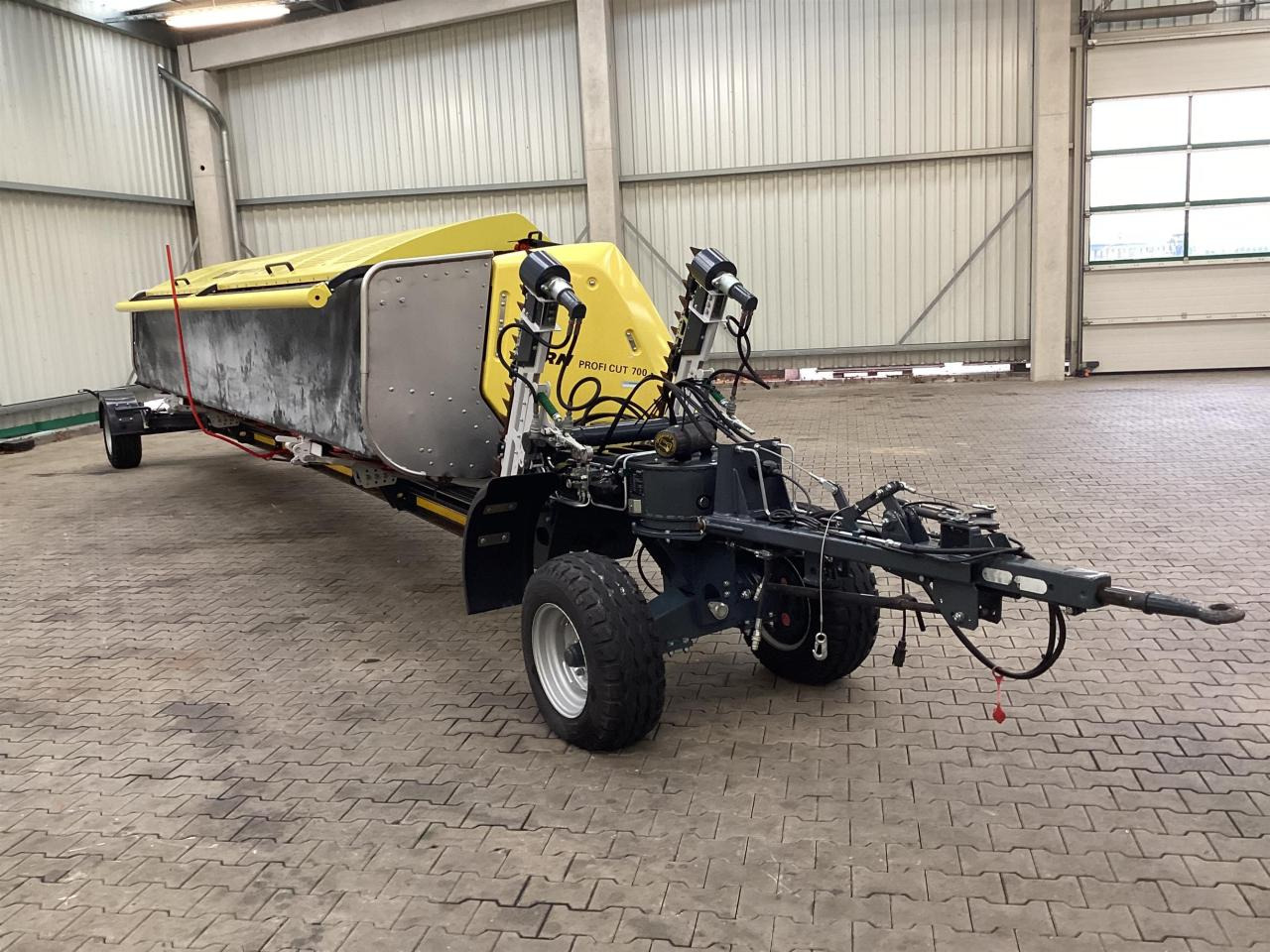 Zürn Profi Cut 700 - Accessoire aux ensileuses: photos 1 Zürn Profi Cut 700 - Accessoire aux ensileuses: photos 1