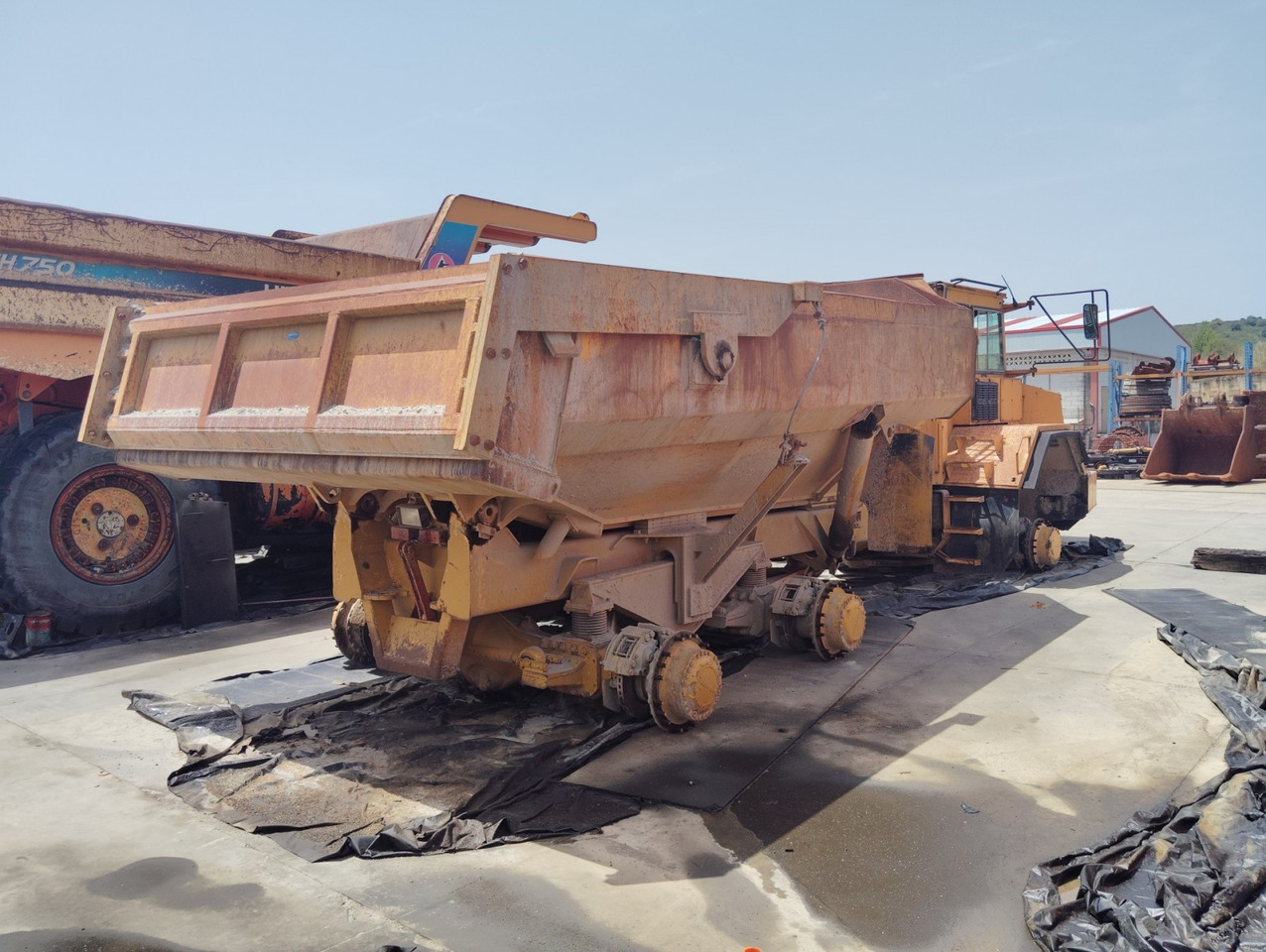 DUMPER ARTICULADO VOLVO A35 - Tombereau articulé: photos 4 DUMPER ARTICULADO VOLVO A35 - Tombereau articulé: photos 4