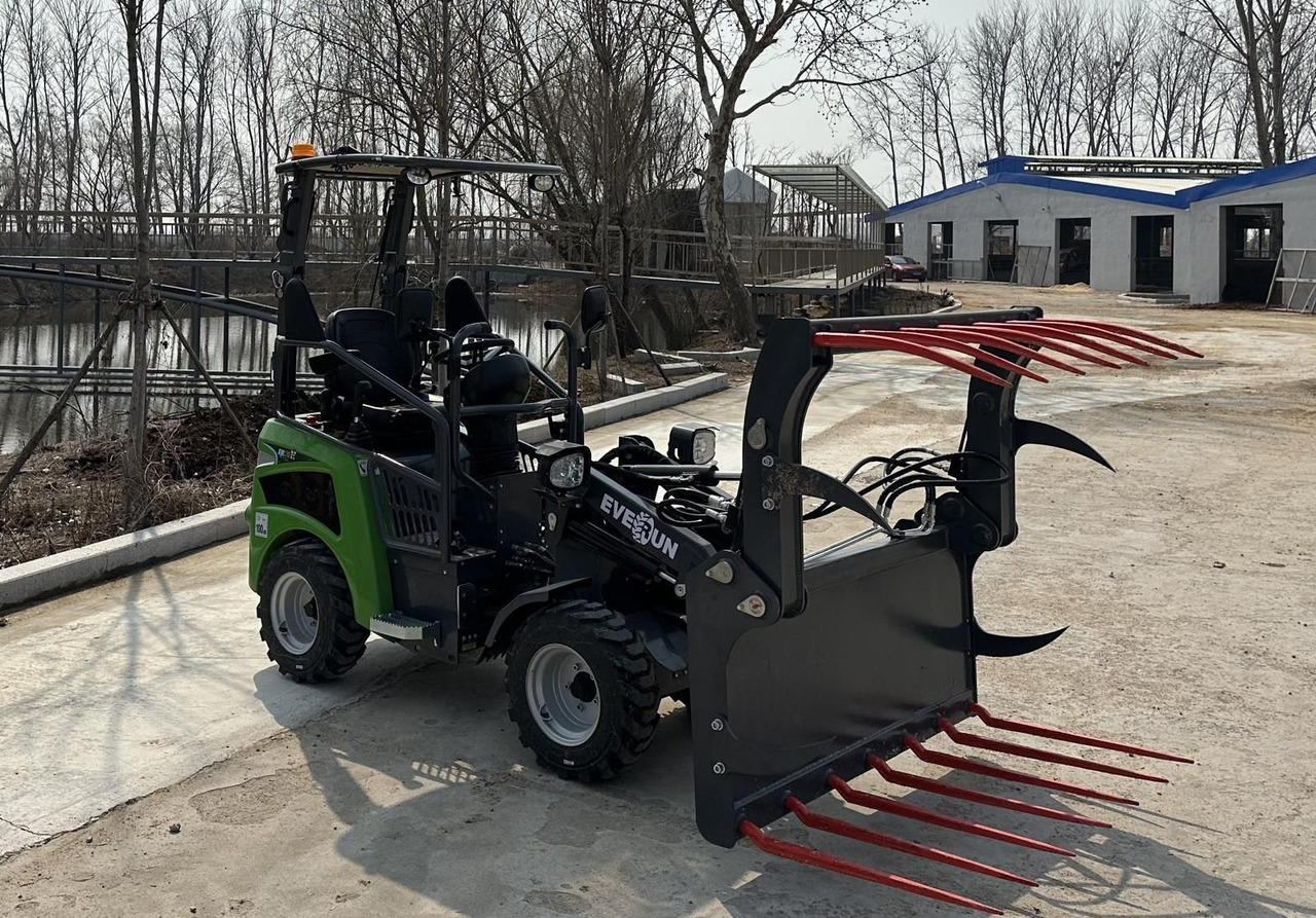Everun Hoflader elektrisch - Valet de ferme: photos 2 Everun Hoflader elektrisch - Valet de ferme: photos 2