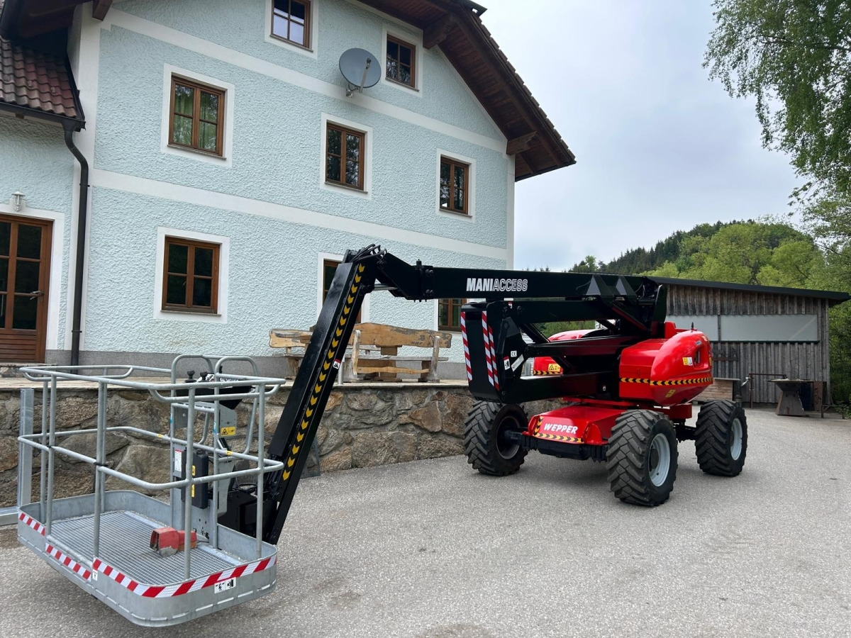 Manitou 200 ATJ Gelenkteleskoparbeitsbühne - Nacelle articulée: photos 1 Manitou 200 ATJ Gelenkteleskoparbeitsbühne - Nacelle articulée: photos 1