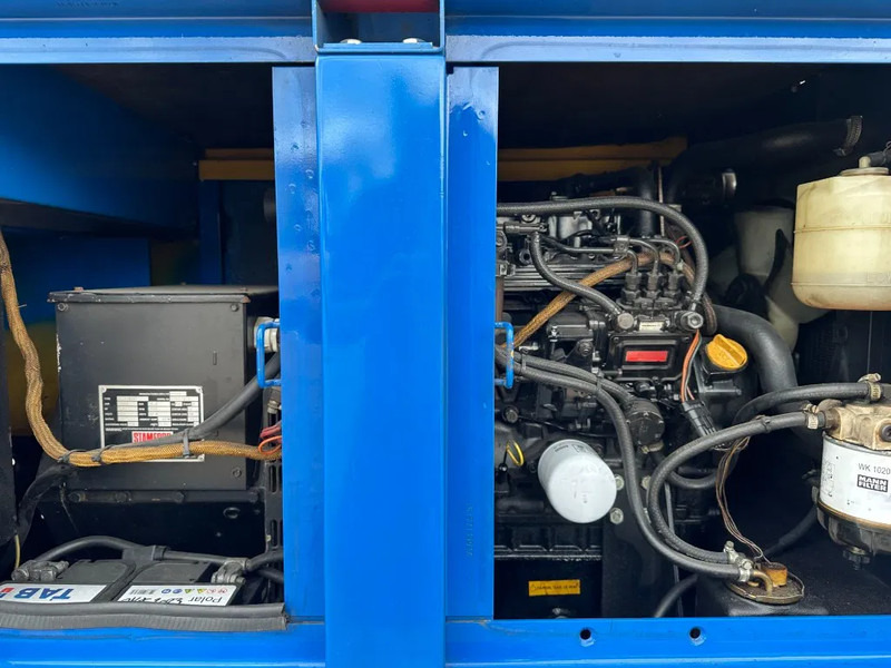 Atlas-Copco QAS 14 Yanmar Stamford 15 kVA Silent generatorset - Groupe électrogène: photos 3 Atlas-Copco QAS 14 Yanmar Stamford 15 kVA Silent generatorset - Groupe électrogène: photos 3