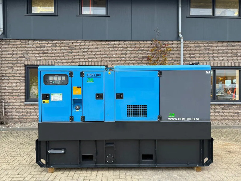Atlas-Copco QAS 150 Volvo Leroy Somer 165 kVA Silent Rental generatorset XXL tank - Groupe électrogène: photos 4 Atlas-Copco QAS 150 Volvo Leroy Somer 165 kVA Silent Rental generatorset XXL tank - Groupe électrogène: photos 4
