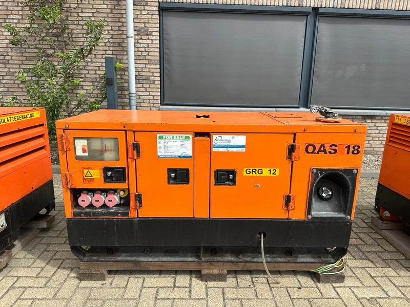 Atlas-Copco QAS 18 Yanmar Mecc Alte Spa 18 kVA Silent generatorset - Groupe électrogène: photos 1 Atlas-Copco QAS 18 Yanmar Mecc Alte Spa 18 kVA Silent generatorset - Groupe électrogène: photos 1