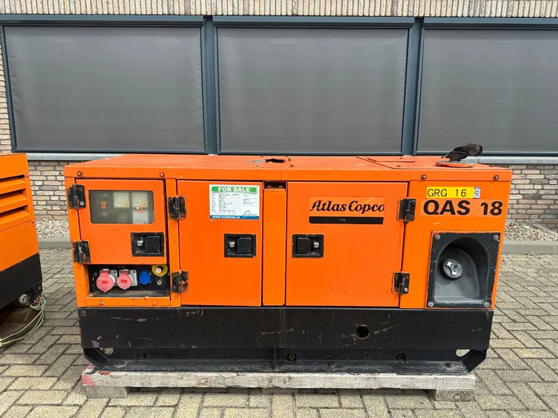 Atlas-Copco QAS 18 Yanmar Mecc Alte Spa 18 kVA Silent generatorset - Groupe électrogène: photos 1 Atlas-Copco QAS 18 Yanmar Mecc Alte Spa 18 kVA Silent generatorset - Groupe électrogène: photos 1