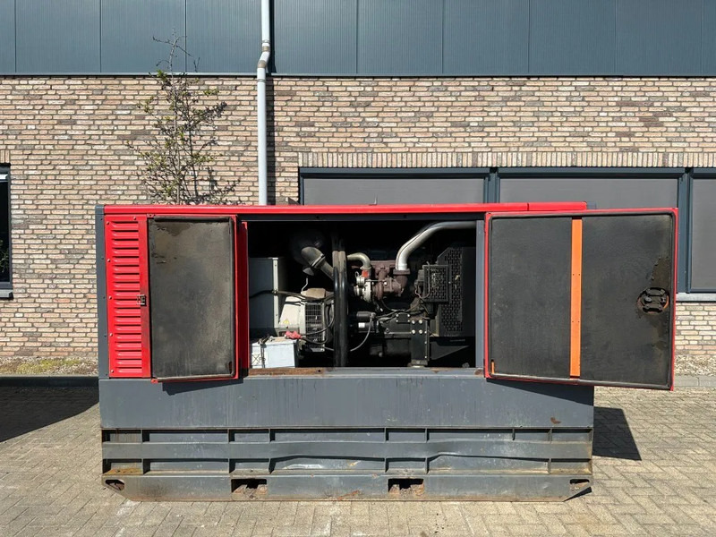 Atlas-Copco QAS 60 Perkins Stamford 60 kVA Silent Rental generatorset - Groupe électrogène: photos 3 Atlas-Copco QAS 60 Perkins Stamford 60 kVA Silent Rental generatorset - Groupe électrogène: photos 3