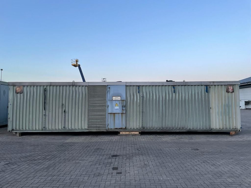 Groupe électrogène Cummins KTA 38 G1 Leroy Somer 1500 kVA Silent generatorset in 40 ft container: photos 15