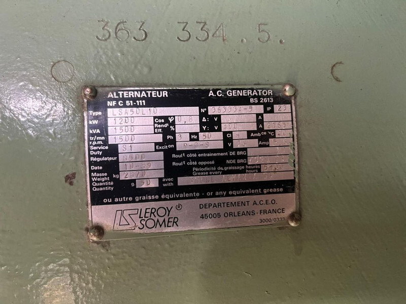 Groupe électrogène Cummins KTA 38 G1 Leroy Somer 1500 kVA Silent generatorset in 40 ft container: photos 13