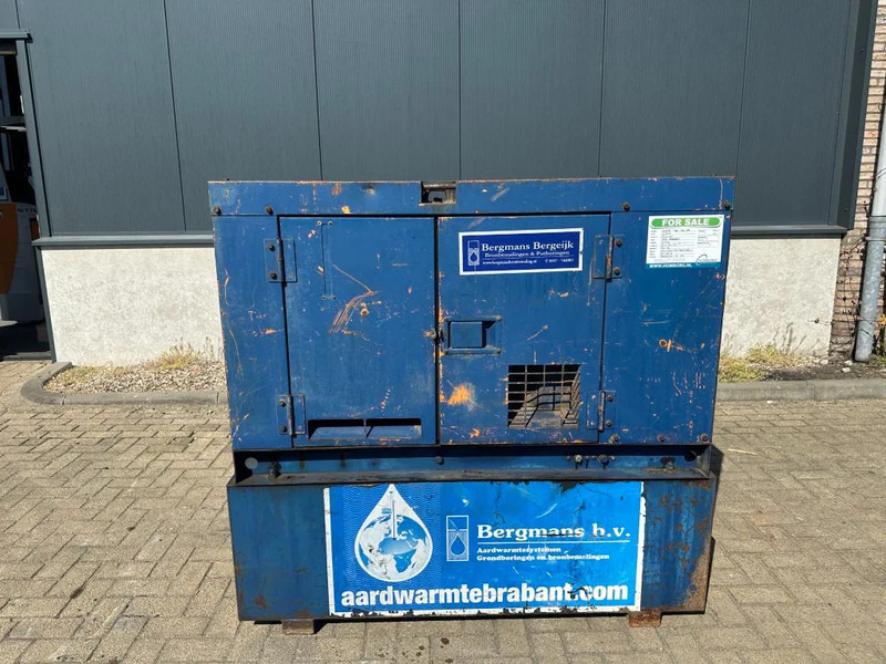 Denyo Kubota Mecc Alte Spa 13 kVA Silent generatorset - Groupe électrogène: photos 2 Denyo Kubota Mecc Alte Spa 13 kVA Silent generatorset - Groupe électrogène: photos 2