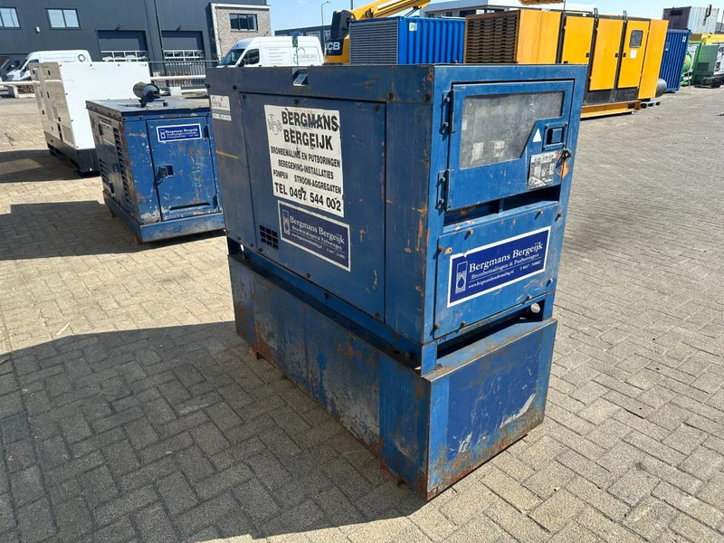 Denyo Kubota Mecc Alte Spa 13 kVA Silent generatorset - Groupe électrogène: photos 5 Denyo Kubota Mecc Alte Spa 13 kVA Silent generatorset - Groupe électrogène: photos 5