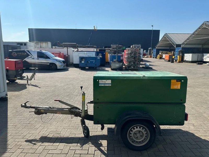 Deutz F2M 1011 Mobiele Diesel Compressor 2.5 m3 / min 22 kW 7 Bar Aanhanger - Compresseur d'air: photos 4 Deutz F2M 1011 Mobiele Diesel Compressor 2.5 m3 / min 22 kW 7 Bar Aanhanger - Compresseur d'air: photos 4