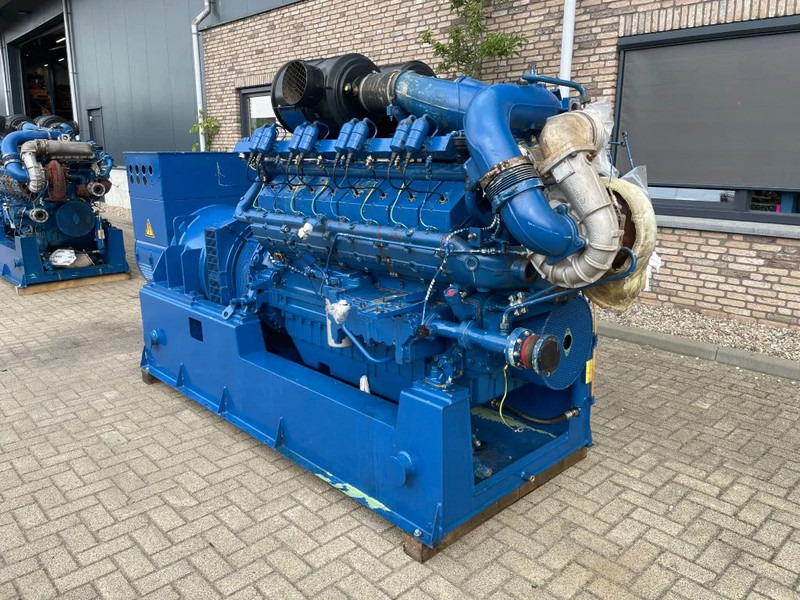 Deutz TBG 616 V16K Gasset 800 / 1110 kVA Stamford generatorset - Groupe électrogène: photos 2 Deutz TBG 616 V16K Gasset 800 / 1110 kVA Stamford generatorset - Groupe électrogène: photos 2