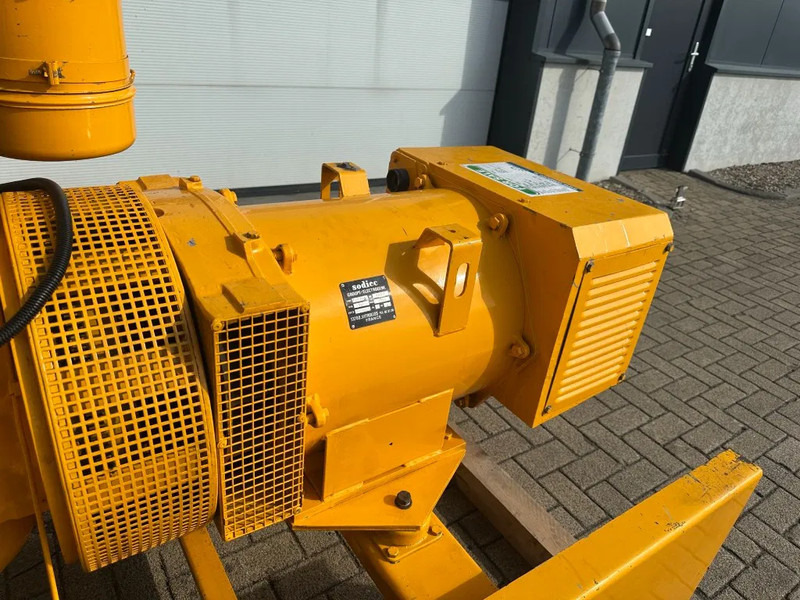 Groupe électrogène Ford Leroy Somer 80 kVA noodstroom generatorset ex Emergency 119 hours !: photos 8 Groupe électrogène Ford Leroy Somer 80 kVA noodstroom generatorset ex Emergency 119 hours !: photos 8