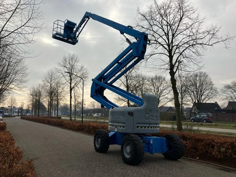 Genie Z60/34 Deutz Diesel 4 x 4 Knik Telescoop Hoogwerker 20.4 meter werkhoogte - Nacelle articulée: photos 5 Genie Z60/34 Deutz Diesel 4 x 4 Knik Telescoop Hoogwerker 20.4 meter werkhoogte - Nacelle articulée: photos 5