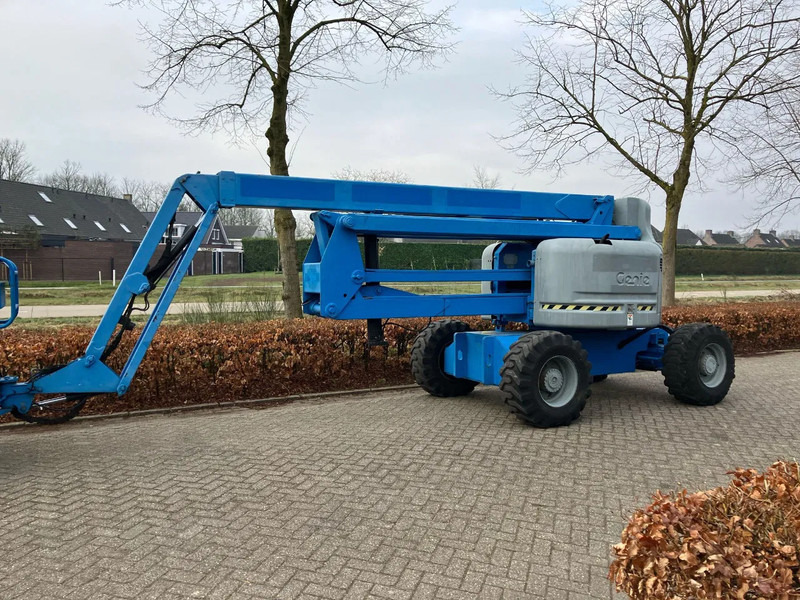 Genie Z60/34 Deutz Diesel 4 x 4 Knik Telescoop Hoogwerker 20.4 meter werkhoogte - Nacelle articulée: photos 3 Genie Z60/34 Deutz Diesel 4 x 4 Knik Telescoop Hoogwerker 20.4 meter werkhoogte - Nacelle articulée: photos 3