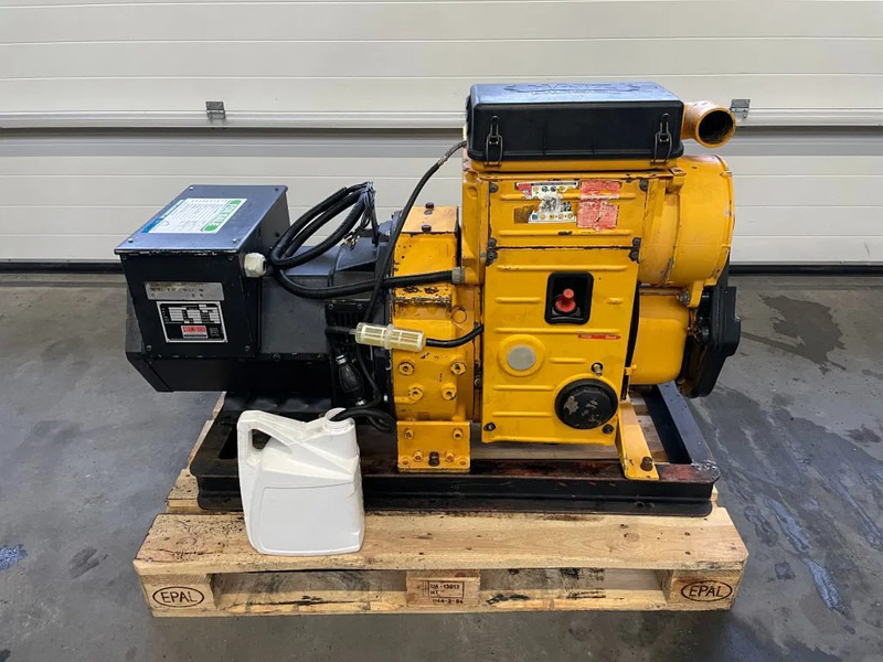 Hatz 2M40H Stamford 25 kVA generatorset - Groupe électrogène: photos 1 Hatz 2M40H Stamford 25 kVA generatorset - Groupe électrogène: photos 1