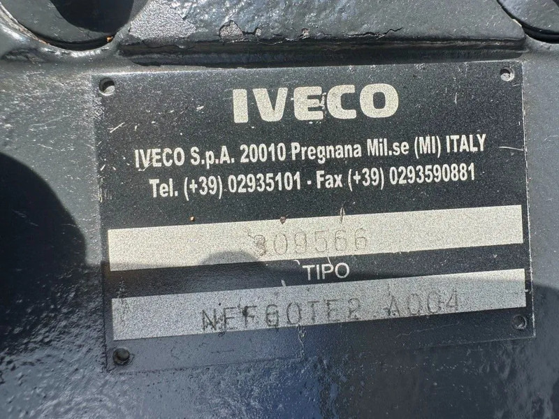 Himoinsa Iveco NEF 60 TE2 Stamford 200 kVA generatorset - Groupe électrogène: photos 5 Himoinsa Iveco NEF 60 TE2 Stamford 200 kVA generatorset - Groupe électrogène: photos 5