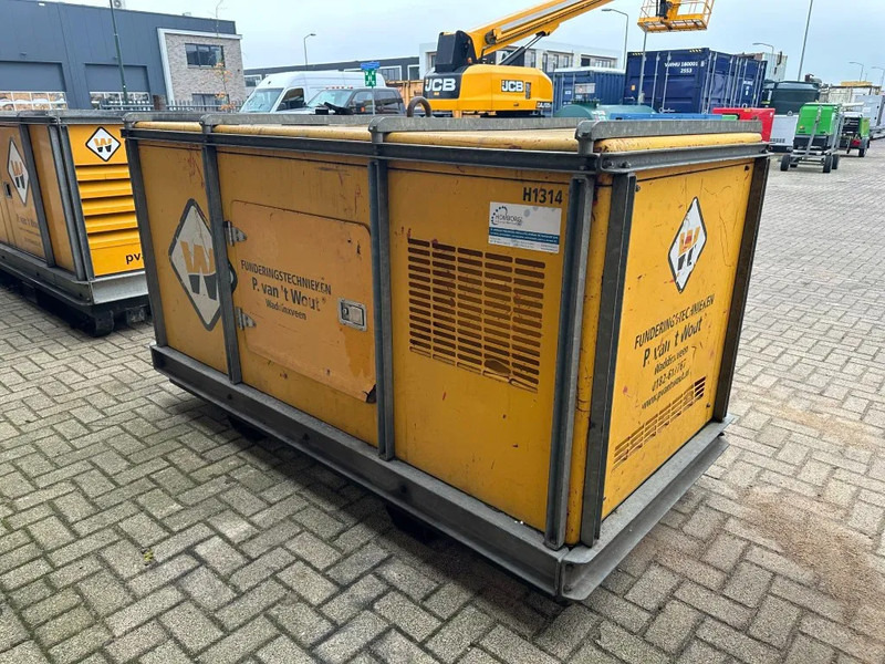 Himoinsa Iveco Stamford 40 kVA Silent generatorset - Groupe électrogène: photos 5 Himoinsa Iveco Stamford 40 kVA Silent generatorset - Groupe électrogène: photos 5