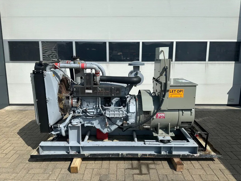 Iveco GE 8061 SRI 25.05 Leroy Somer 125 kVA generatorset - Groupe électrogène: photos 1 Iveco GE 8061 SRI 25.05 Leroy Somer 125 kVA generatorset - Groupe électrogène: photos 1