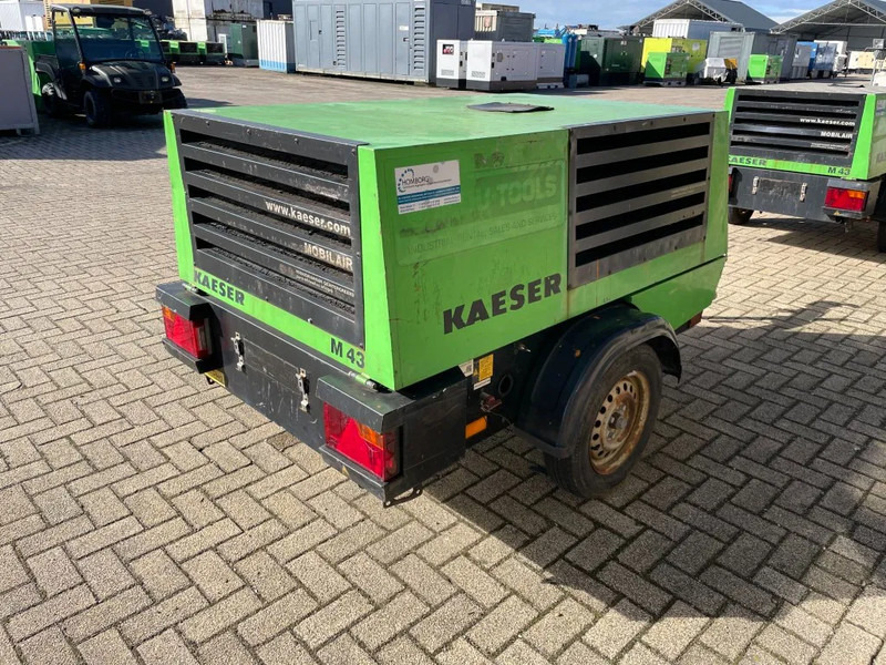 Compresseur d'air Kaeser M43 Kubota 4,2 m3 / min 7 Bar 30 kW Mobiele Silent Diesel Compressor: photos 5