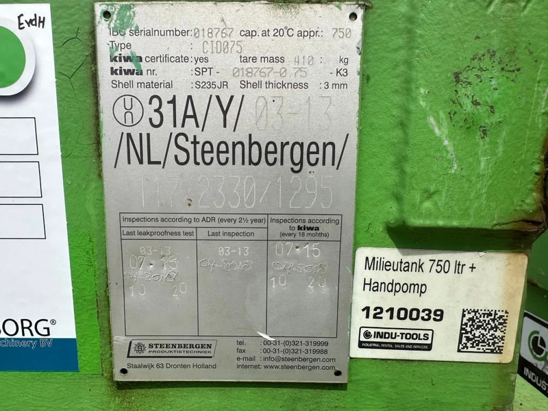 Kiwa IBC Steenbergen 750 liter Dieseltank met handpomp - Cuve de stockage: photos 3 Kiwa IBC Steenbergen 750 liter Dieseltank met handpomp - Cuve de stockage: photos 3