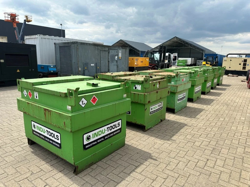 Kiwa IBC Steenbergen 750 liter Dieseltank met handpomp - Cuve de stockage: photos 5 Kiwa IBC Steenbergen 750 liter Dieseltank met handpomp - Cuve de stockage: photos 5