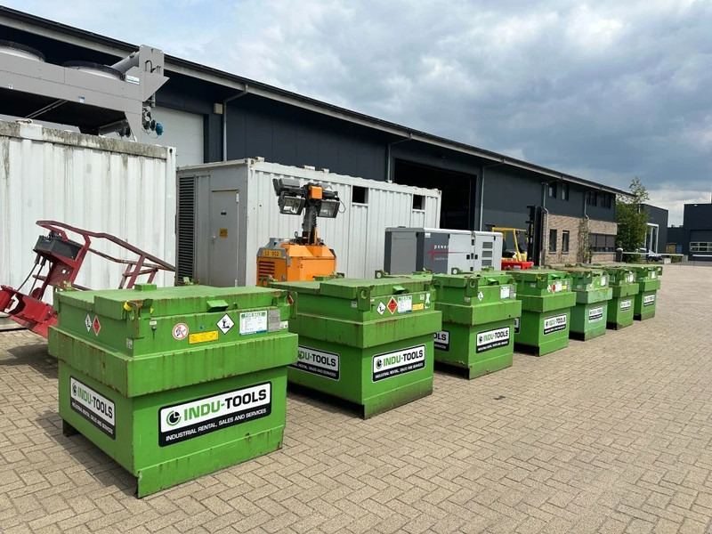 Kiwa IBC Steenbergen 750 liter Dieseltank met handpomp - Cuve de stockage: photos 3 Kiwa IBC Steenbergen 750 liter Dieseltank met handpomp - Cuve de stockage: photos 3