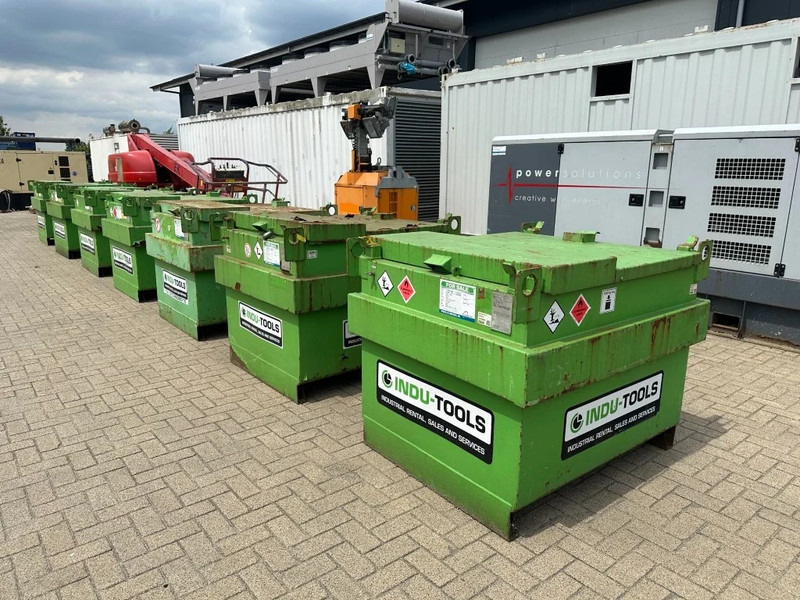 Kiwa IBC Steenbergen 750 liter Dieseltank met handpomp - Cuve de stockage: photos 1 Kiwa IBC Steenbergen 750 liter Dieseltank met handpomp - Cuve de stockage: photos 1