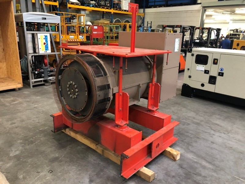 Leroy Somer - Unelec AA 50 L5-4 1100 kVA generatordeel - Unelec AA 50 L5-4 1100 kVA generatordeel as New! - Groupe électrogène: photos 4 Leroy Somer - Unelec AA 50 L5-4 1100 kVA generatordeel - Unelec AA 50 L5-4 1100 kVA generatordeel as New! - Groupe électrogène: photos 4