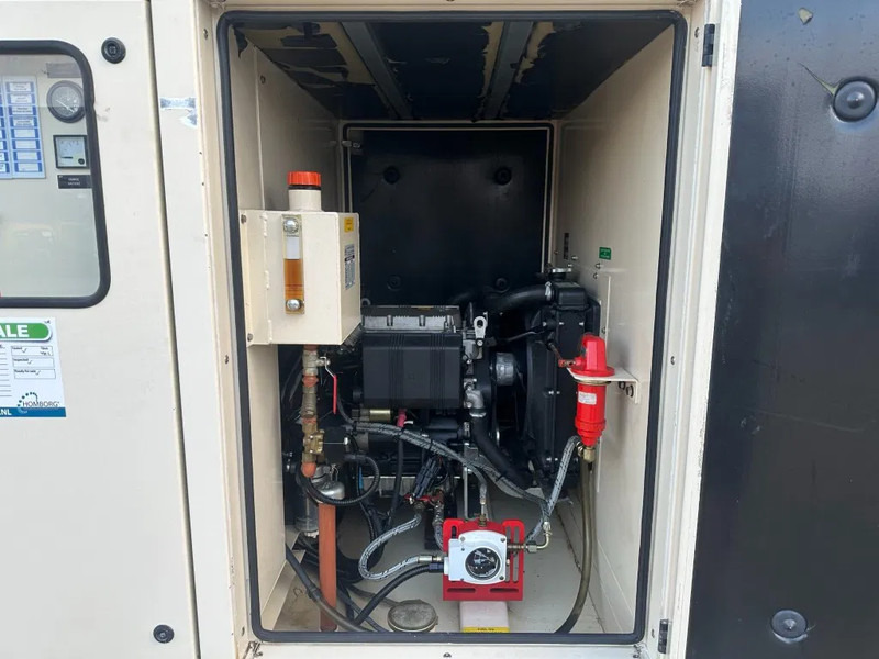 Groupe électrogène Lombardini LDW 1003 Mecc Alte Spa 7 kVA Supersilent noodstroom generatorset: photos 11 Groupe électrogène Lombardini LDW 1003 Mecc Alte Spa 7 kVA Supersilent noodstroom generatorset: photos 11