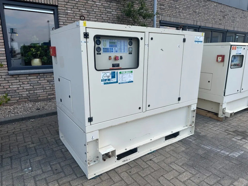 Groupe électrogène Lombardini LDW 1003 Mecc Alte Spa 7 kVA Supersilent noodstroom generatorset: photos 6 Groupe électrogène Lombardini LDW 1003 Mecc Alte Spa 7 kVA Supersilent noodstroom generatorset: photos 6