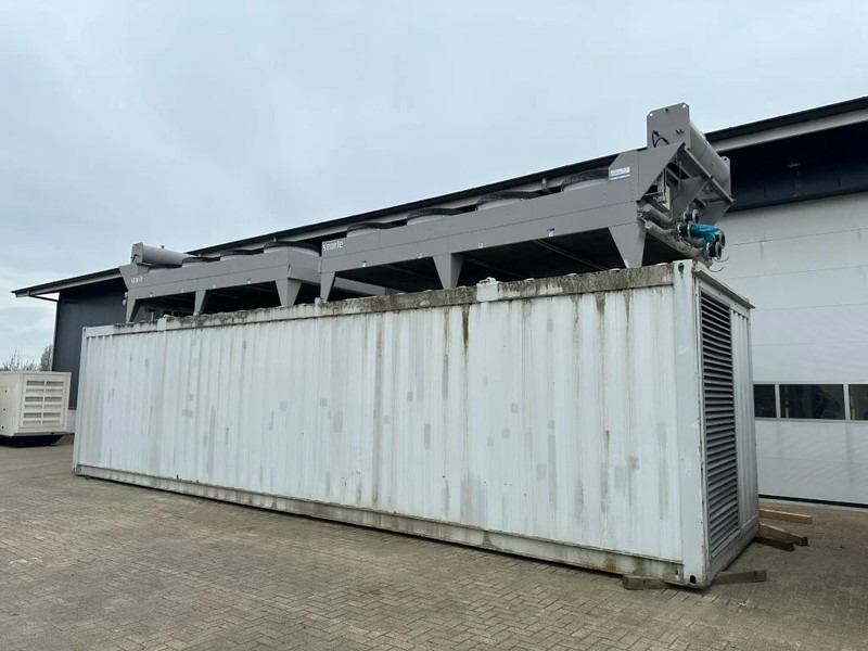 MTU 16V 4000 SDMO 2200 kVA Silent generatorset in container - Groupe électrogène: photos 5 MTU 16V 4000 SDMO 2200 kVA Silent generatorset in container - Groupe électrogène: photos 5