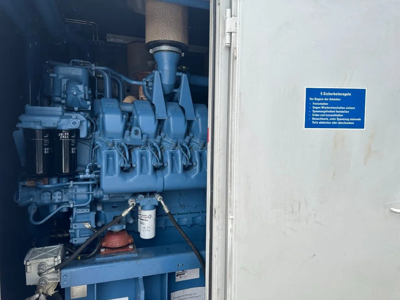 MTU 16V 4000 SDMO 2200 kVA Silent generatorset in container - Groupe électrogène: photos 2 MTU 16V 4000 SDMO 2200 kVA Silent generatorset in container - Groupe électrogène: photos 2