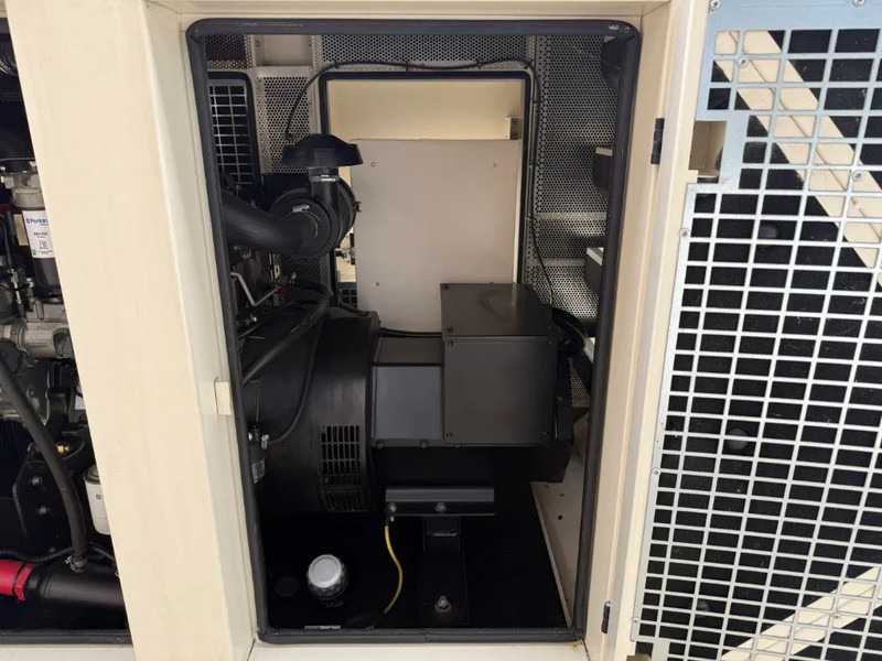 Groupe électrogène Perkins 1103A-33G 33 kVA Silent generatorset as New ! 231 hours !: photos 18