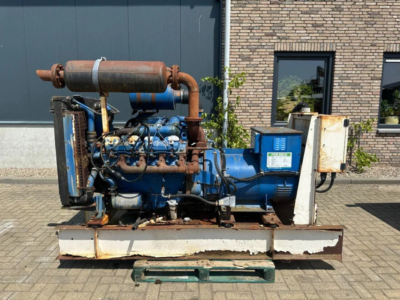 Groupe électrogène Perkins FG Wilson Stamford 125 kVA generatorset: photos 8