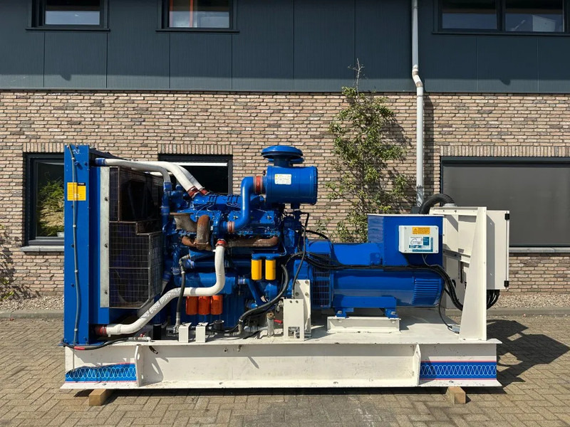 Perkins FG Wilson Stamford 670 kVA noodstroom generatorset - Groupe électrogène: photos 1 Perkins FG Wilson Stamford 670 kVA noodstroom generatorset - Groupe électrogène: photos 1