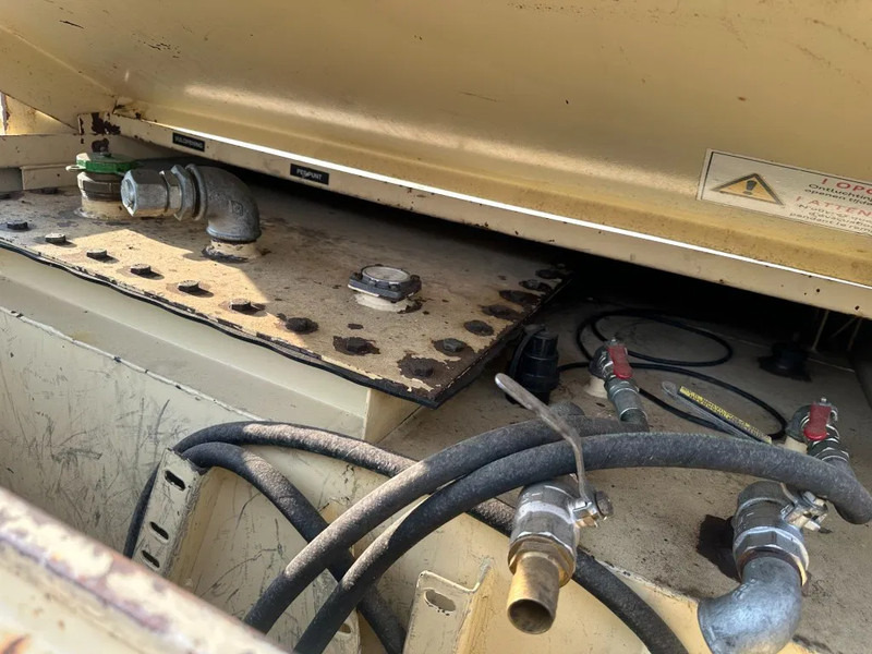 Cuve de stockage Tolsma Kiwa IBC 3000 liter Dieseltank Milieutank: photos 7 Cuve de stockage Tolsma Kiwa IBC 3000 liter Dieseltank Milieutank: photos 7