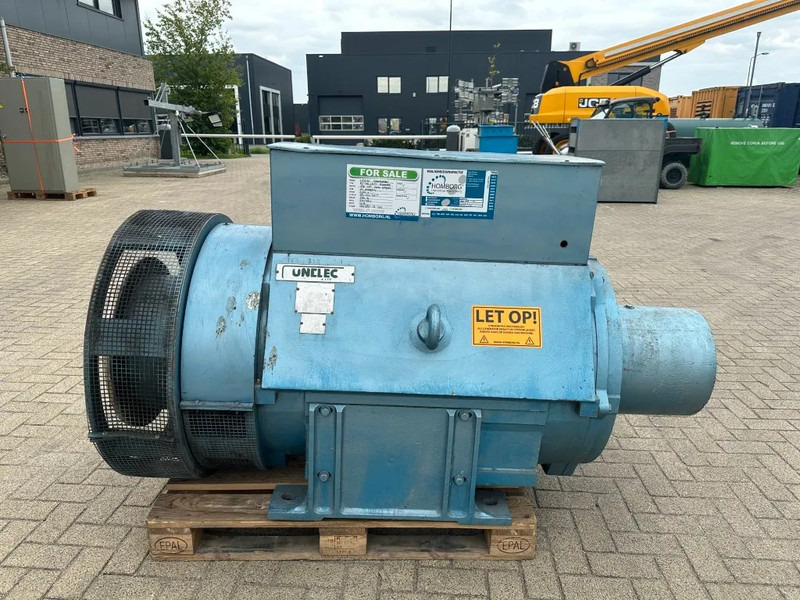 UNELEC 800 kVA generatordeel Alternator Unelec Ex Emergency Dubbel gelagerd Double Bearing - Groupe électrogène: photos 2 UNELEC 800 kVA generatordeel Alternator Unelec Ex Emergency Dubbel gelagerd Double Bearing - Groupe électrogène: photos 2