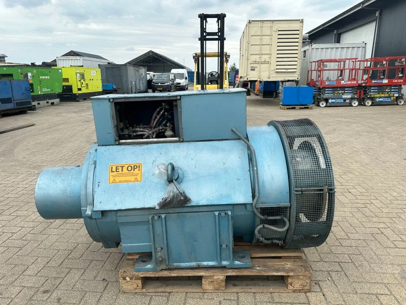 UNELEC 800 kVA generatordeel Alternator Unelec Ex Emergency Dubbel gelagerd Double Bearing - Groupe électrogène: photos 4 UNELEC 800 kVA generatordeel Alternator Unelec Ex Emergency Dubbel gelagerd Double Bearing - Groupe électrogène: photos 4