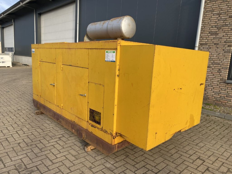 VM 1308 Unelec 165 kVA Silent generatorset - Groupe électrogène: photos 3 VM 1308 Unelec 165 kVA Silent generatorset - Groupe électrogène: photos 3