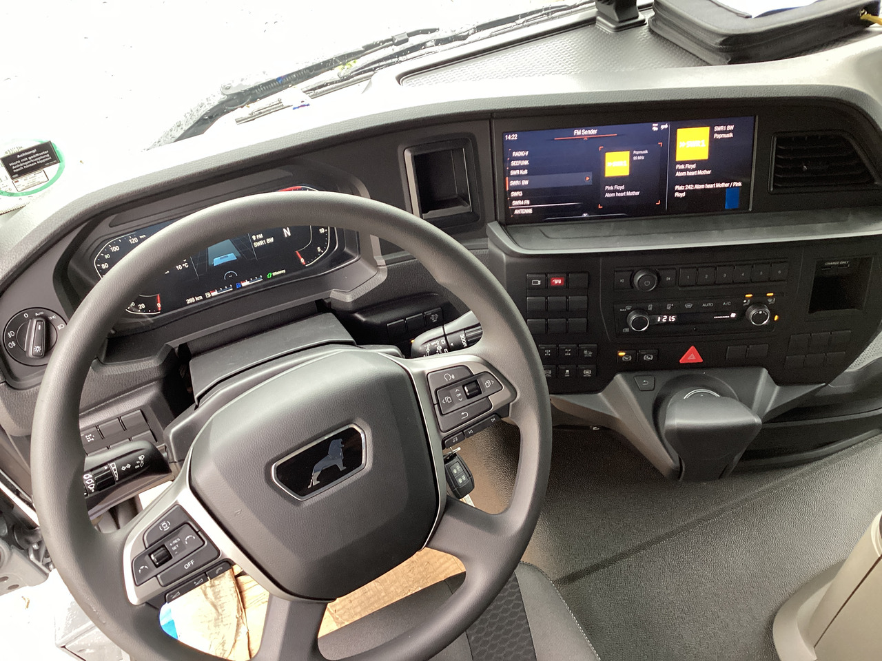 MAN TGS 35.480 8×4 BB - Camion benne: photos 5 MAN TGS 35.480 8×4 BB - Camion benne: photos 5