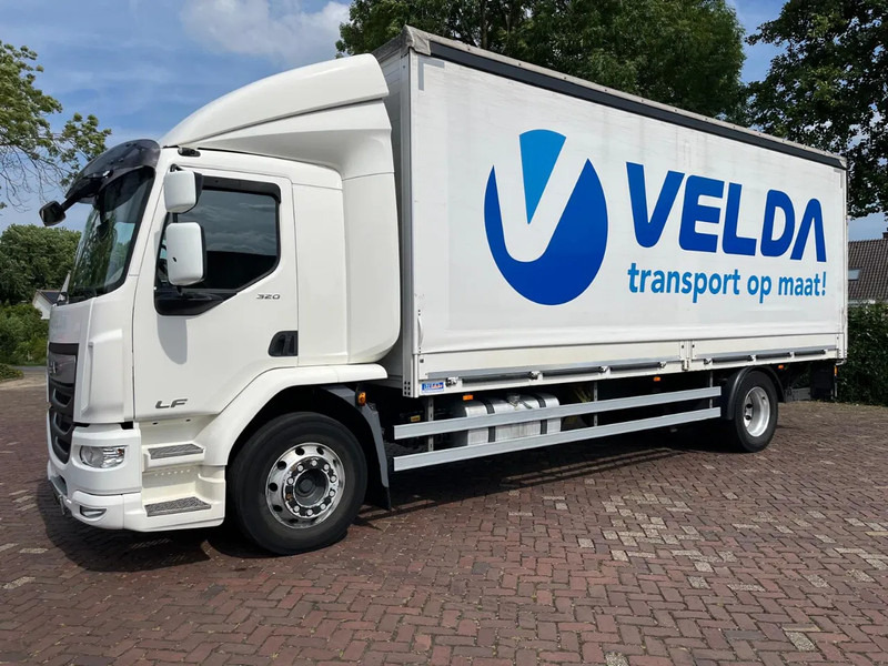 DAF CF 320 FA - Camion fourgon: photos 1 DAF CF 320 FA - Camion fourgon: photos 1