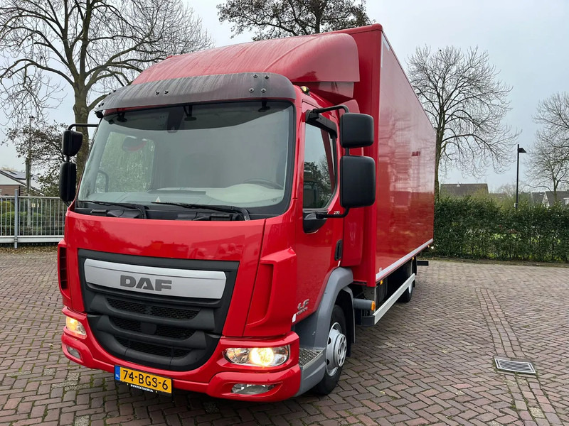 DAF LF 210 FA - Camion fourgon: photos 2 DAF LF 210 FA - Camion fourgon: photos 2