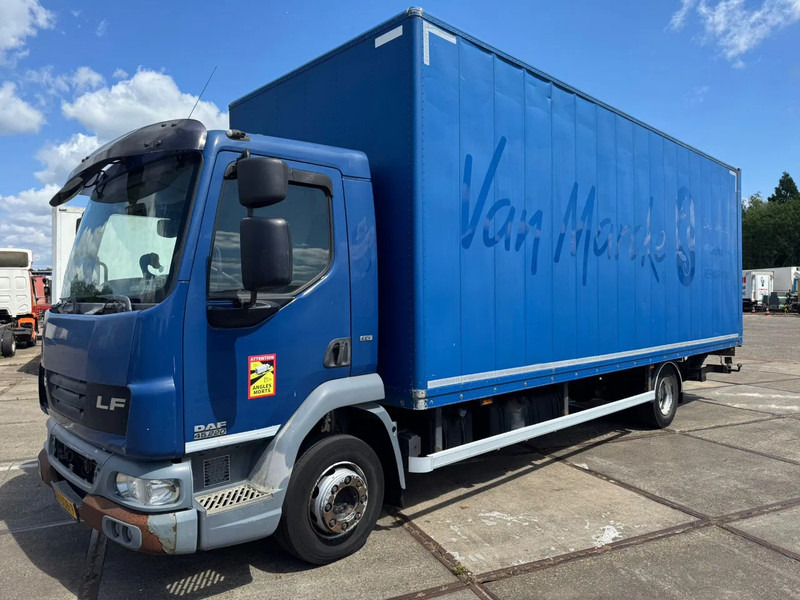 DAF LF 45 .220 - Camion fourgon: photos 3 DAF LF 45 .220 - Camion fourgon: photos 3