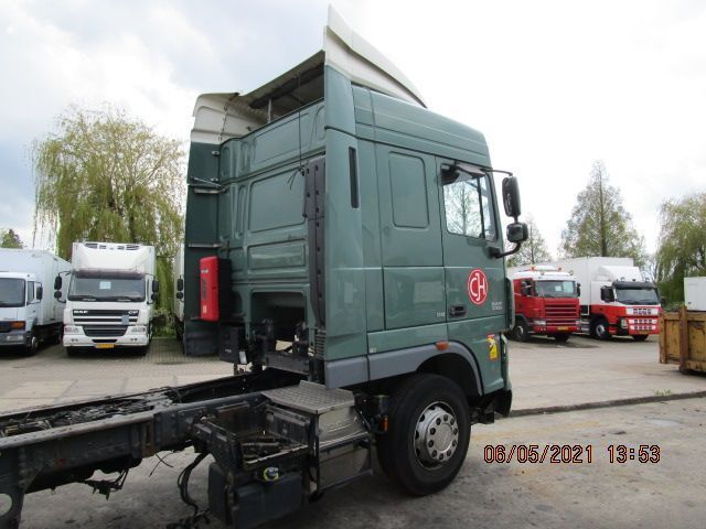 DAF XF 105 SPACE CABINE XF 105 EURO 5 - Cabine et intérieur: photos 3 DAF XF 105 SPACE CABINE XF 105 EURO 5 - Cabine et intérieur: photos 3